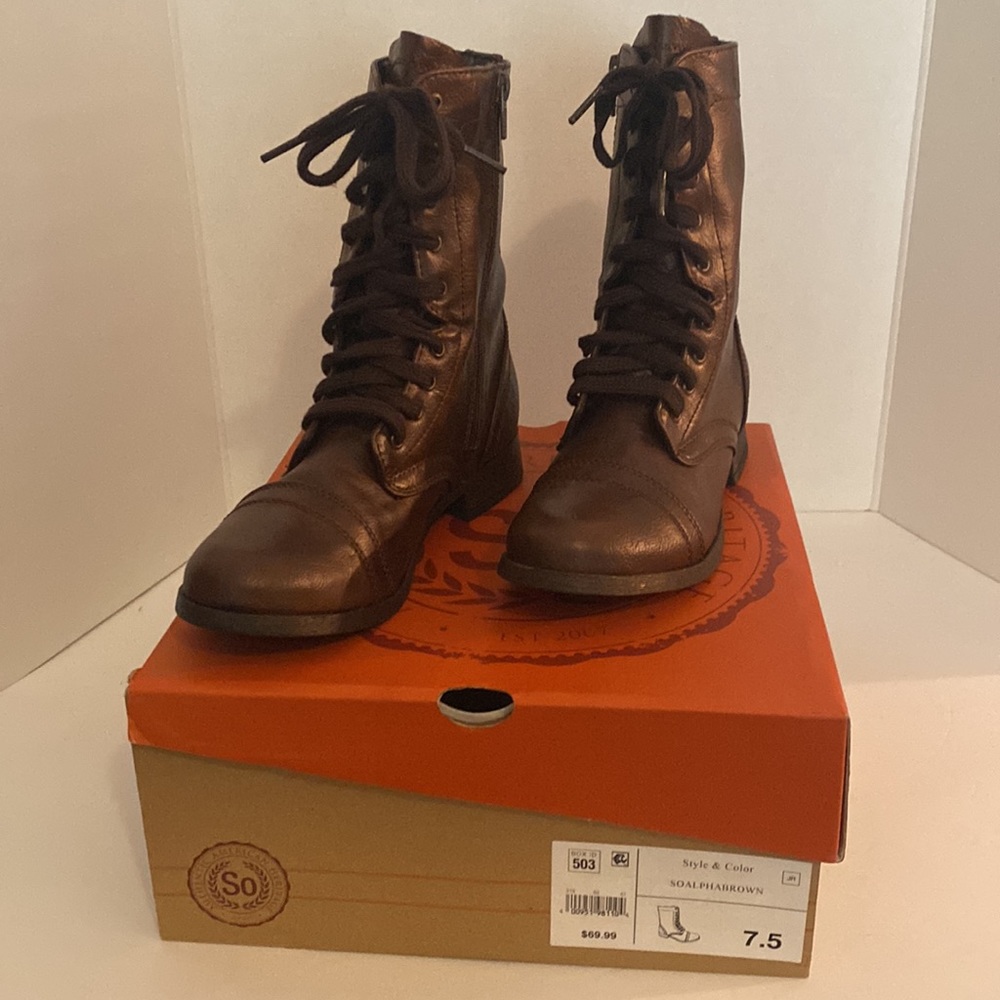 SO Brown Moto Boots Size 7 1/2